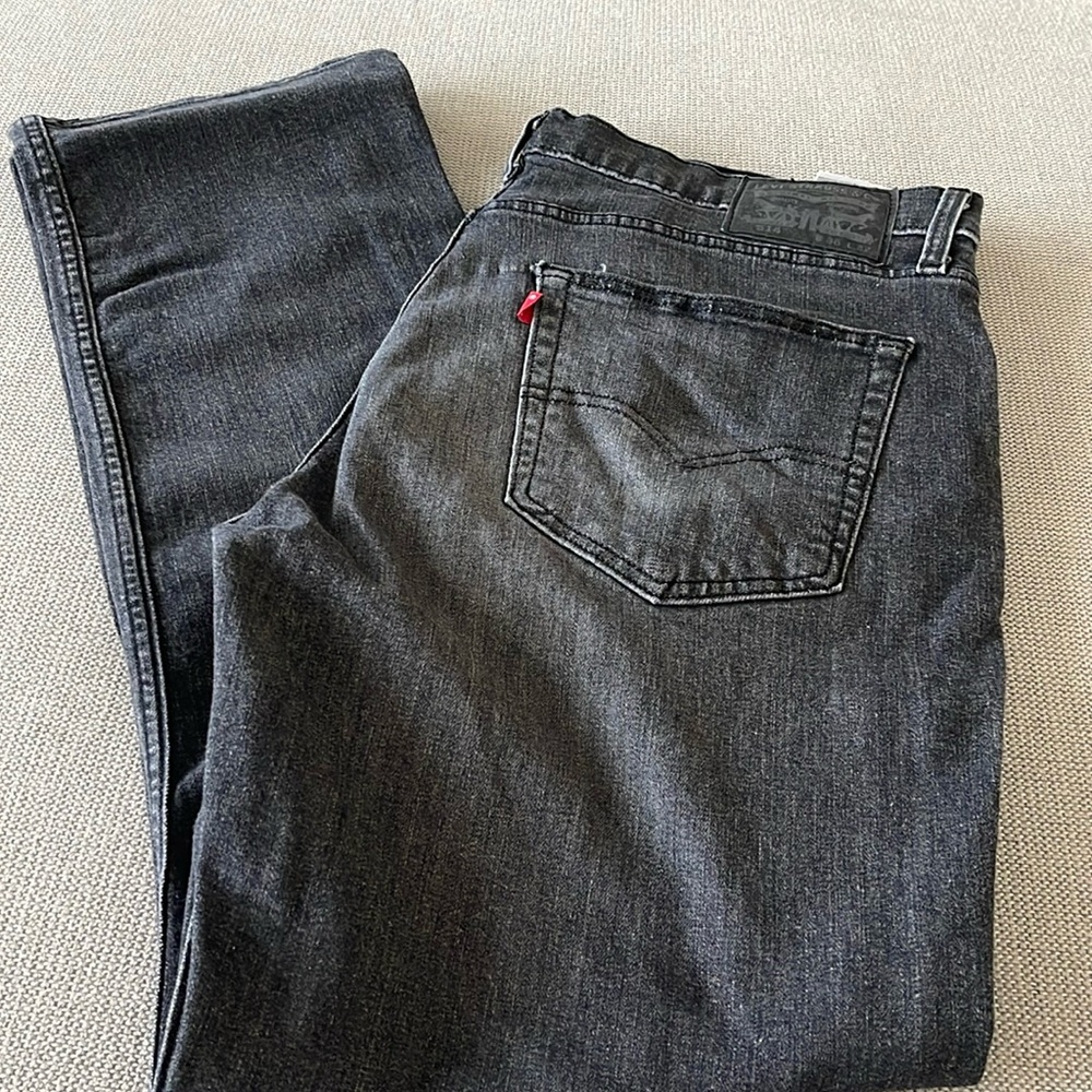 Levi’s 514. Grey color 36x32